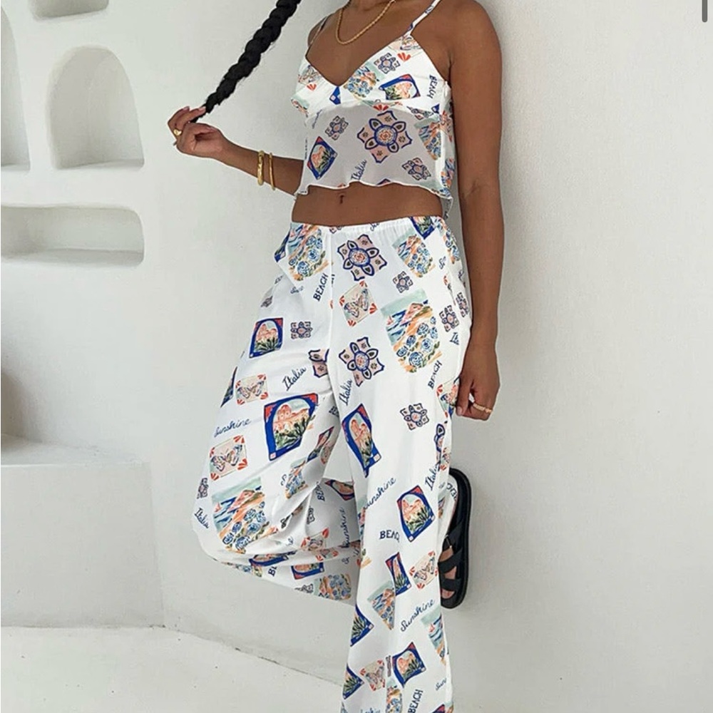 Beginning Boutique Satin Italia set